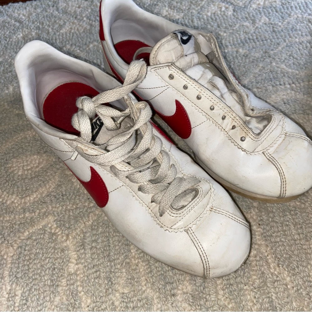 Nike Cortez Women’s 7.5 Classic white with red and blue sneakers retro